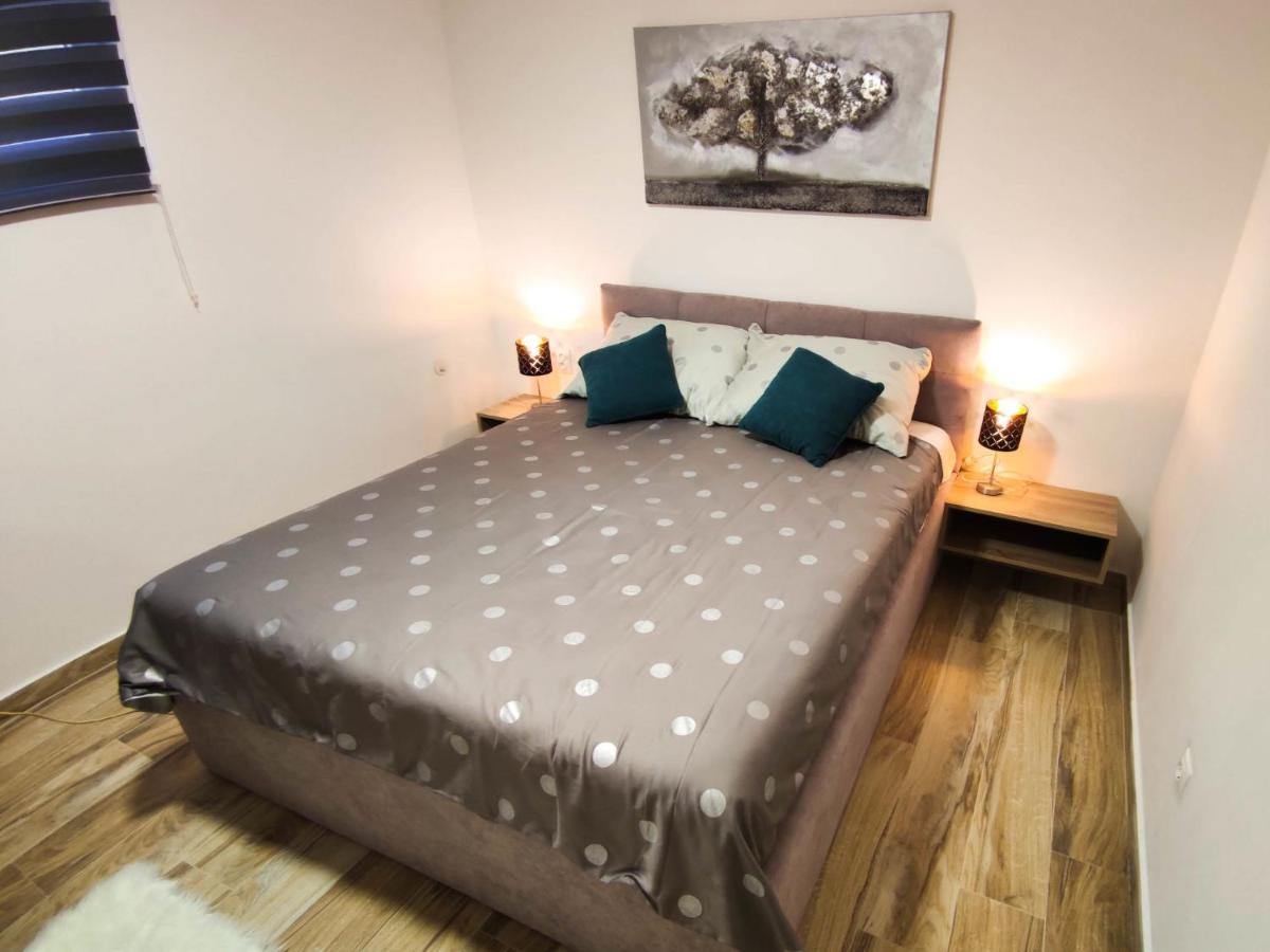 Holiday Home Milka By Interhome Pridraga Bagian luar foto