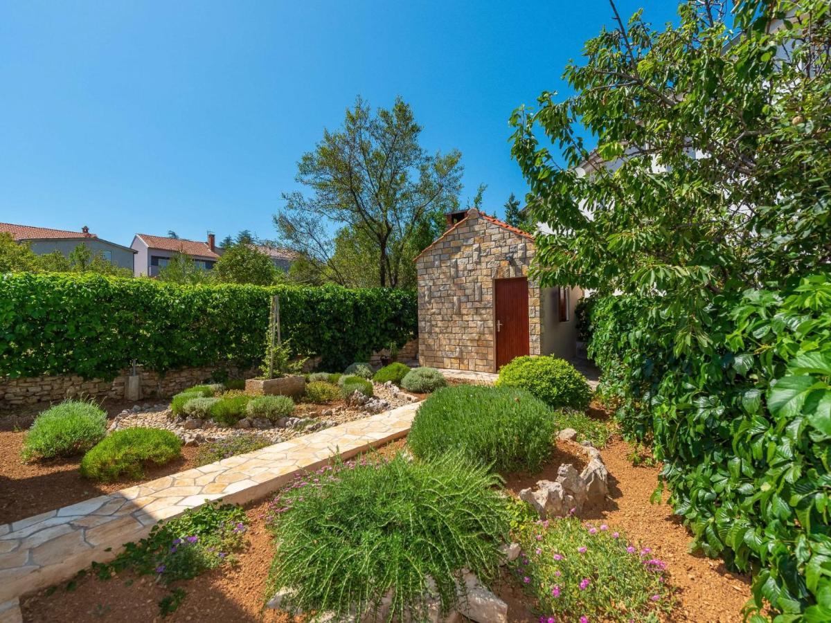 Holiday Home Milka By Interhome Pridraga Bagian luar foto
